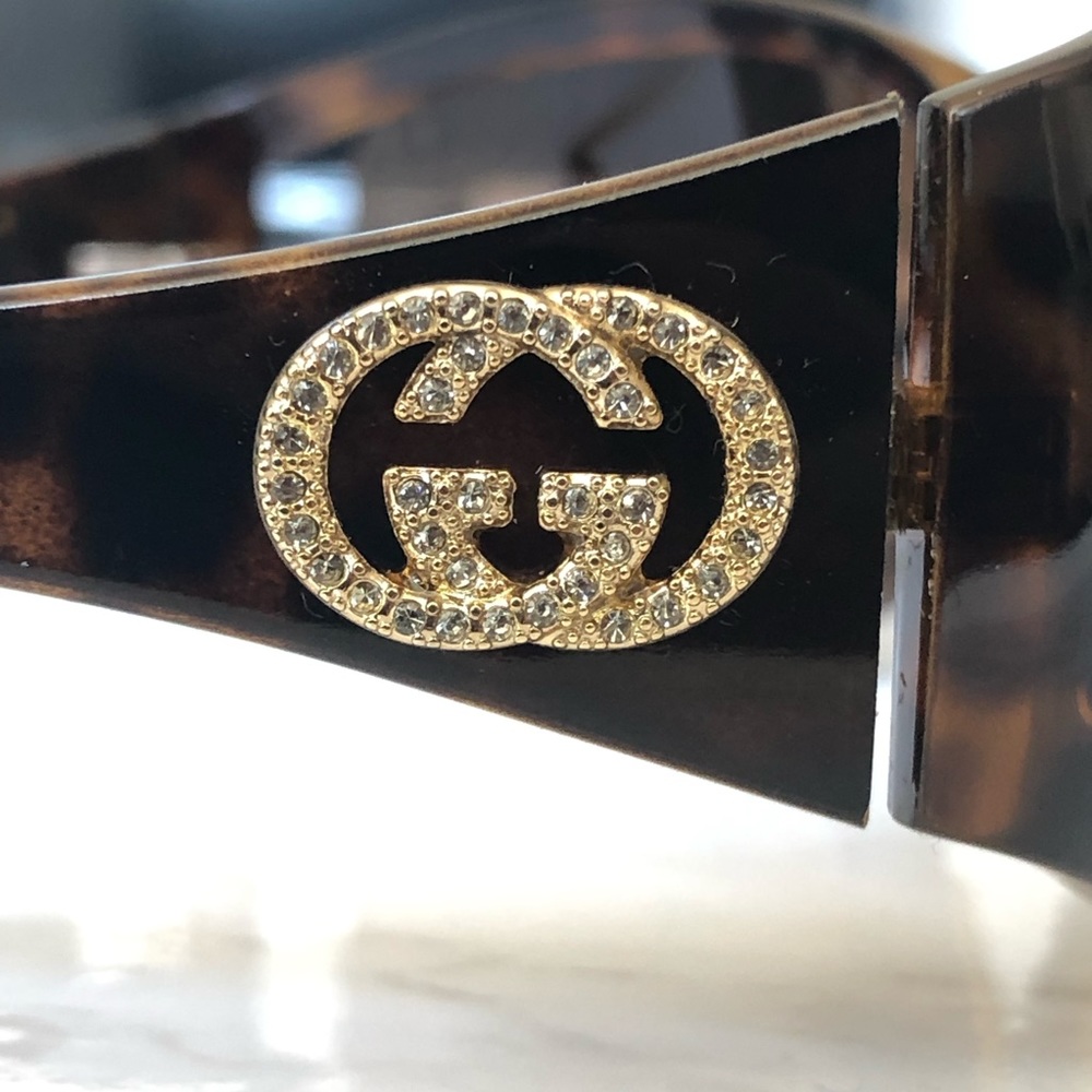 Never worn Gucci Sunglasses (Authentic) - Picture 8 of 8